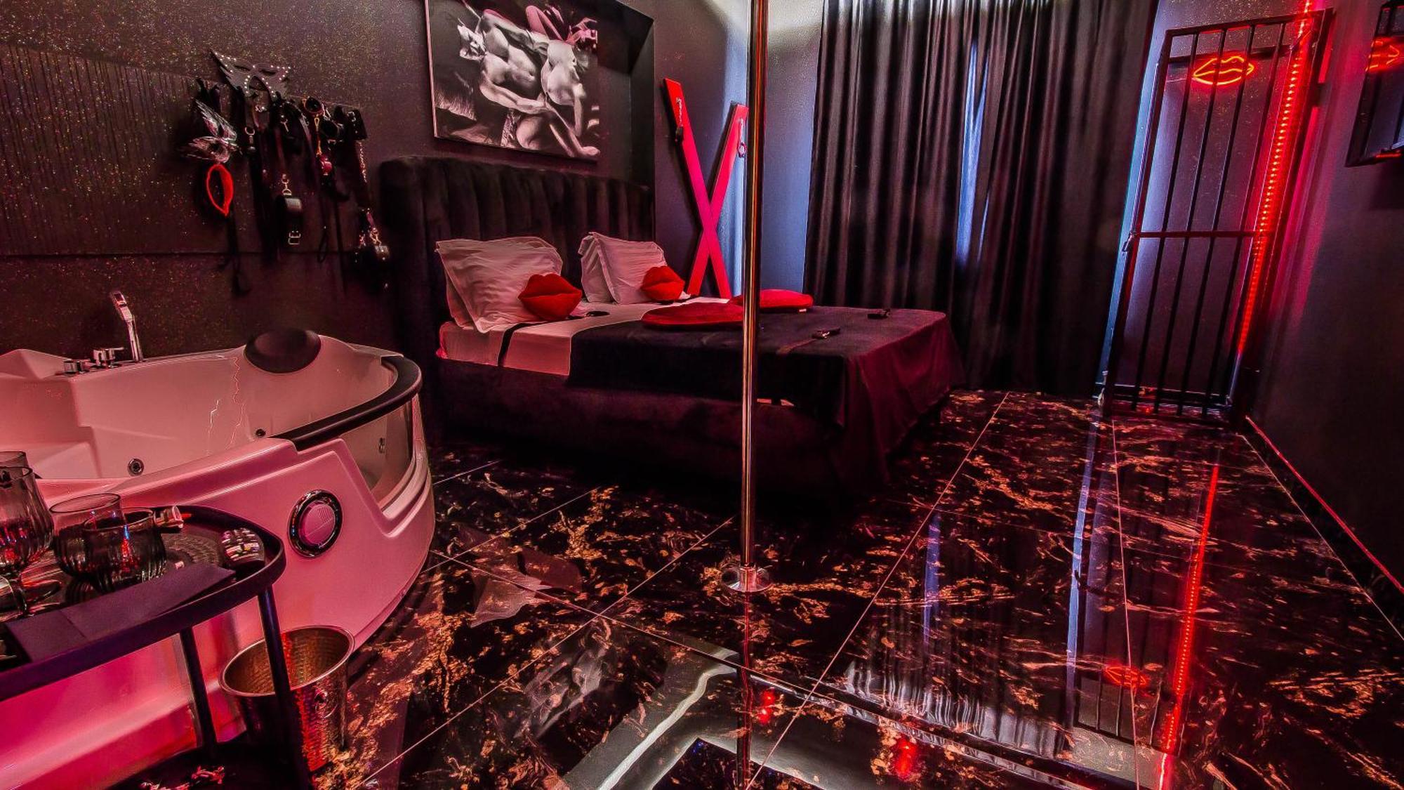 Romeo Nights - Love Rooms - Adults Only Бухарест Экстерьер фото