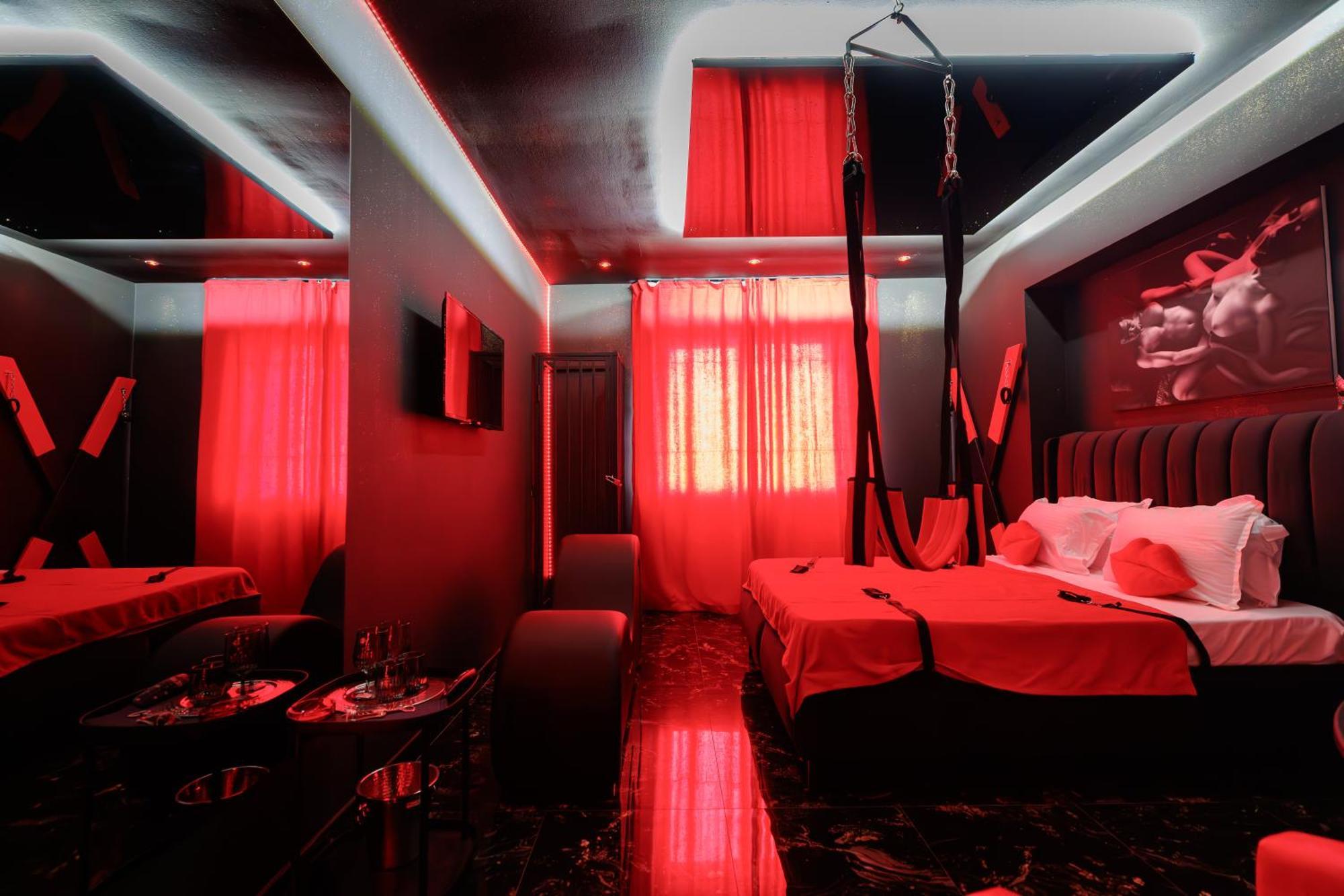 Romeo Nights - Love Rooms - Adults Only Бухарест Экстерьер фото
