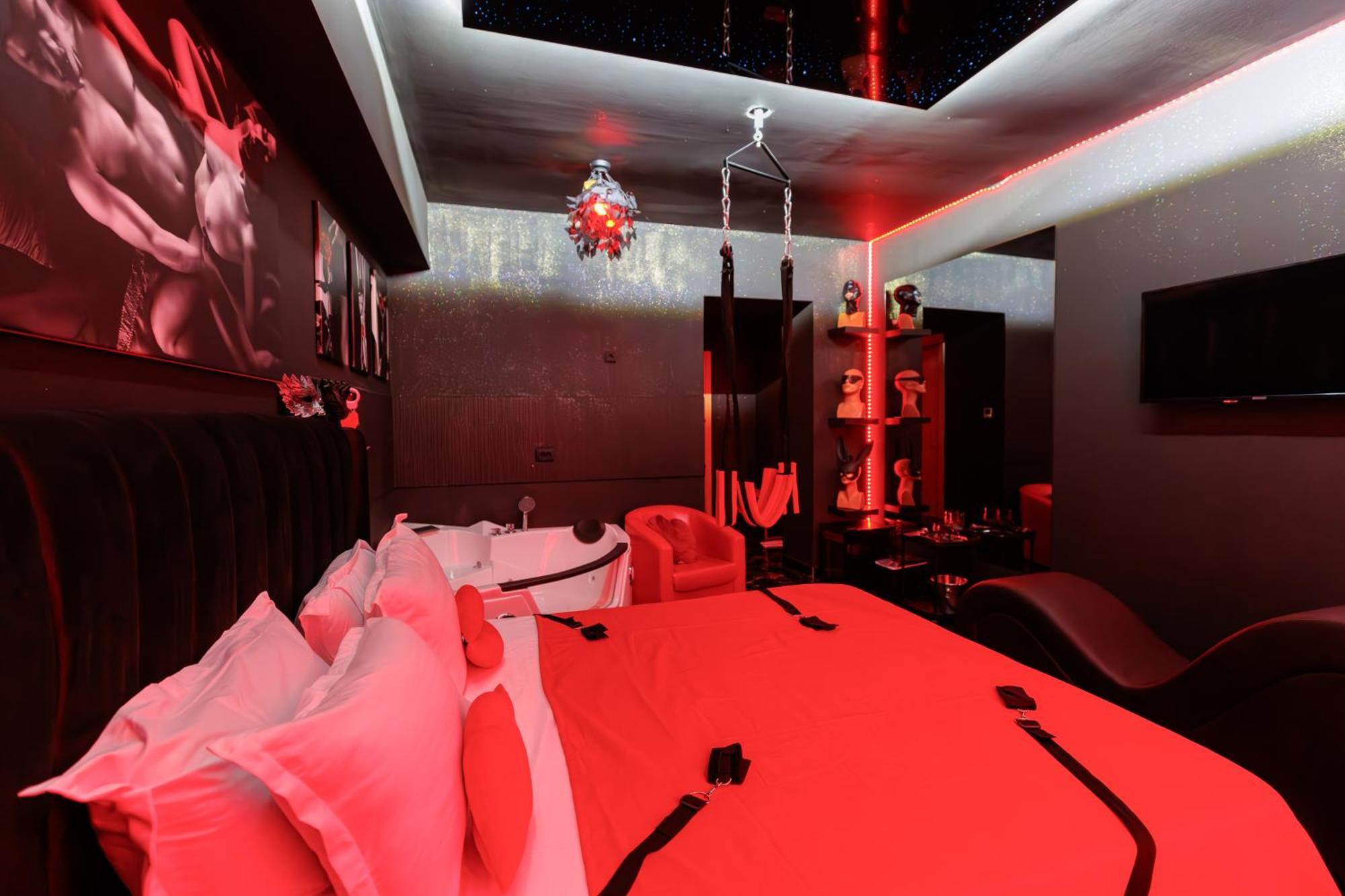 Romeo Nights - Love Rooms - Adults Only Бухарест Экстерьер фото