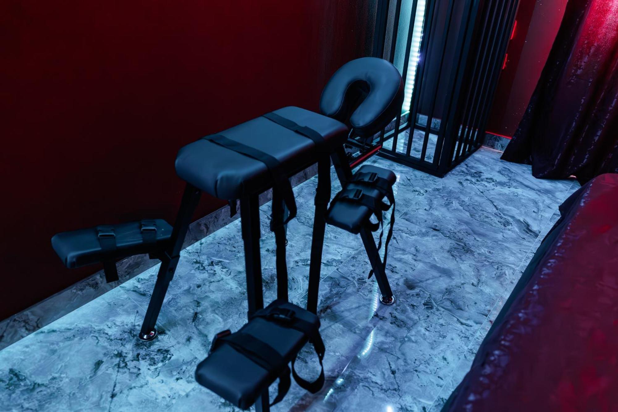 Romeo Nights - Love Rooms - Adults Only Бухарест Экстерьер фото